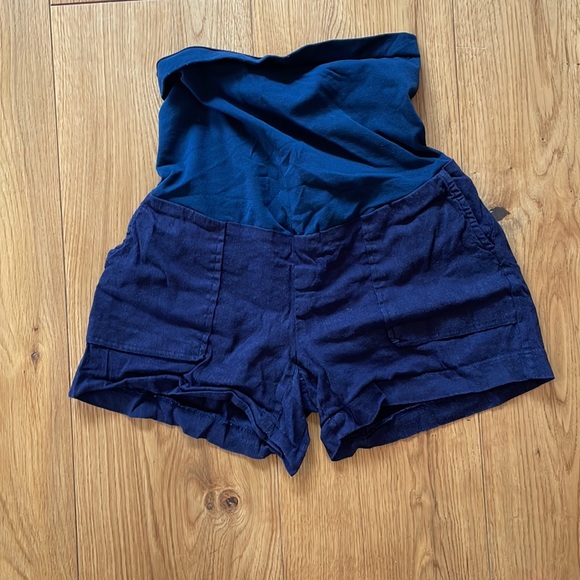 Maternity Shorts Lot- size medium.  Pea In A Pod & more (6 pair) - Picture 5 of 7